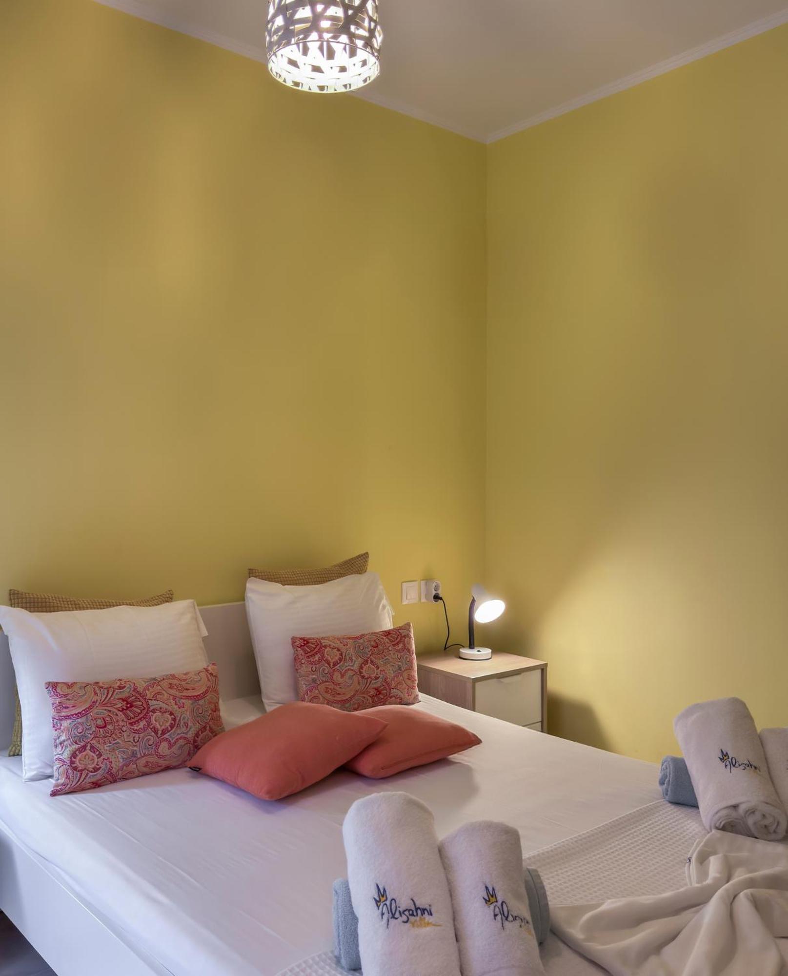 Alisahni Villa & Suite カト・ダラトソ エクステリア 写真