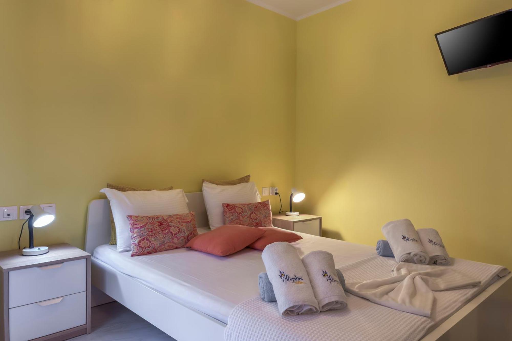 Alisahni Villa & Suite カト・ダラトソ エクステリア 写真