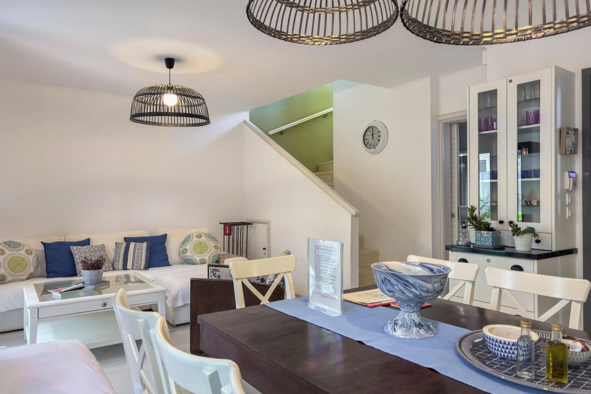 Alisahni Villa & Suite カト・ダラトソ エクステリア 写真